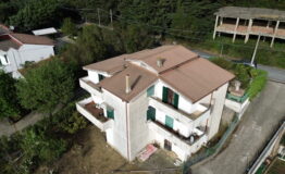 miniatura di DCIM100MEDIADJI_0825.JPG